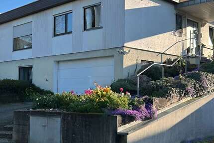 Haus Bretten - 6 Zimmer, 169 m&sup2;, 495.000&euro; | Angebot:25590102