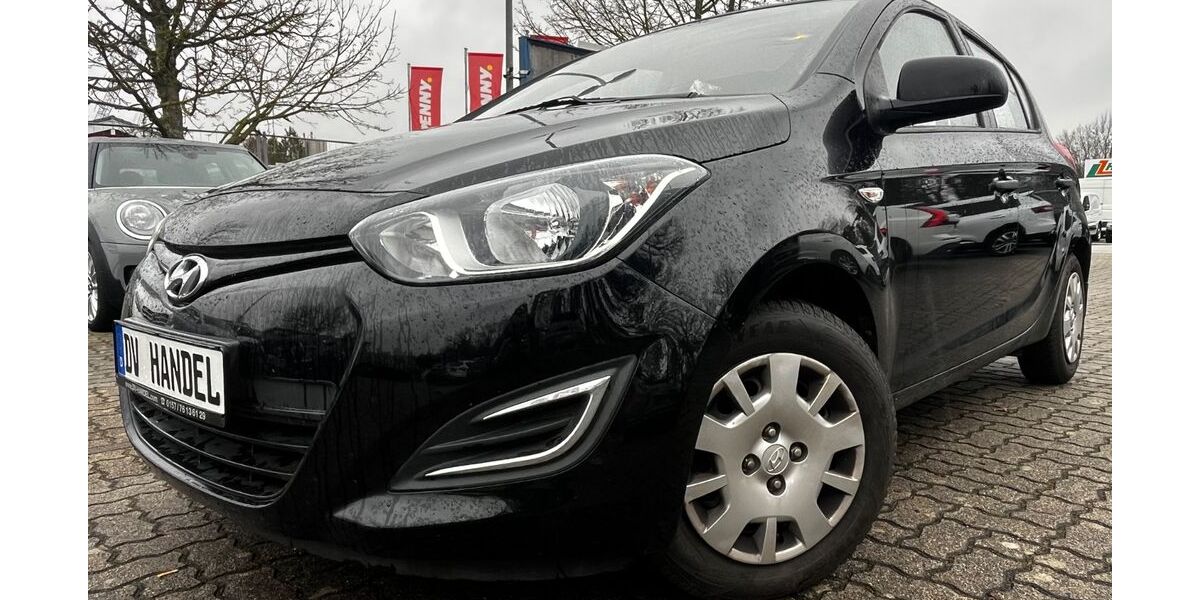 Hyundai i20 129.000 km 3.900 &euro; Forst 76694