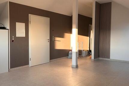 Wohnung Bad Friedrichshall - 3 Zimmer, 80 m&sup2;, 1.080&euro; | Angebot:26012948