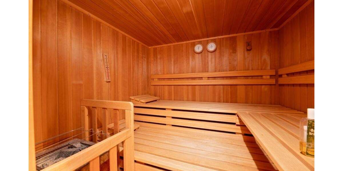 Einfamilienhaus Besigheim - 8 Zimmer, 168 m&sup2;, 695.000&euro; | Angebot:25662268