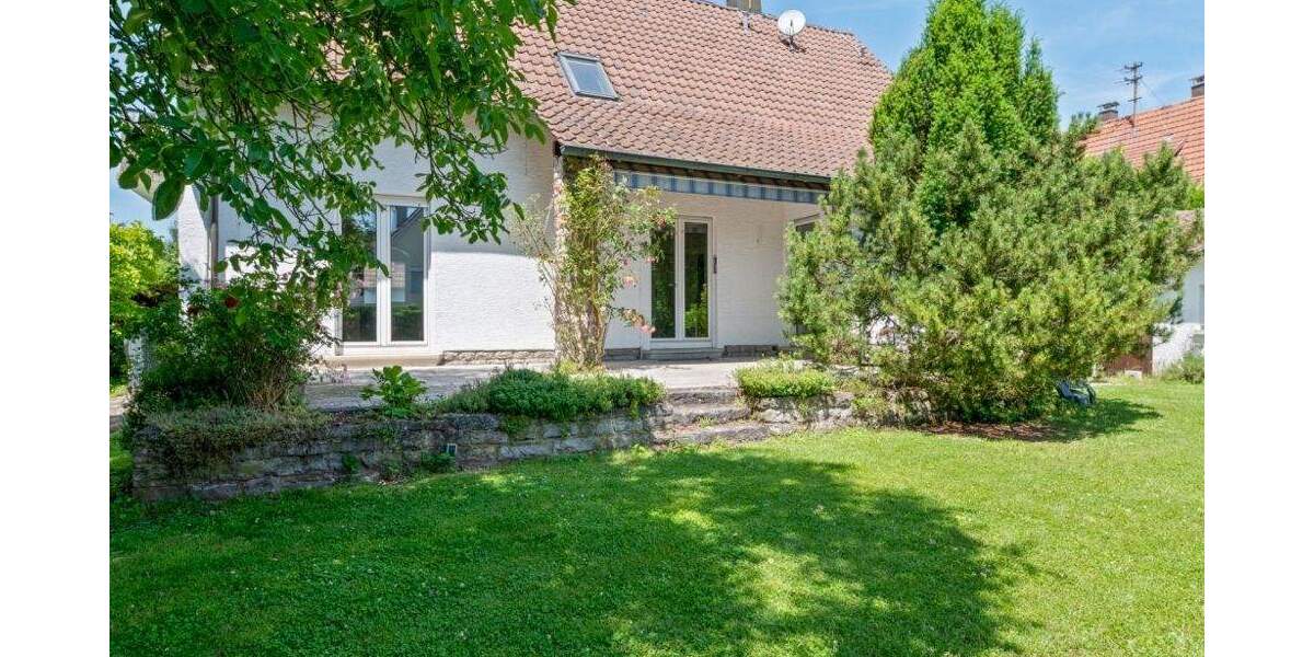 Einfamilienhaus Besigheim - 8 Zimmer, 168 m&sup2;, 695.000&euro; | Angebot:25662268