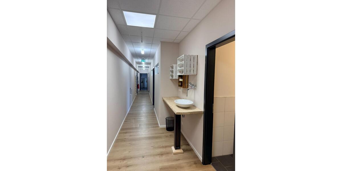 Gewerbeobjekt Massenbachhausen - 1.000&euro; | Angebot:23553679