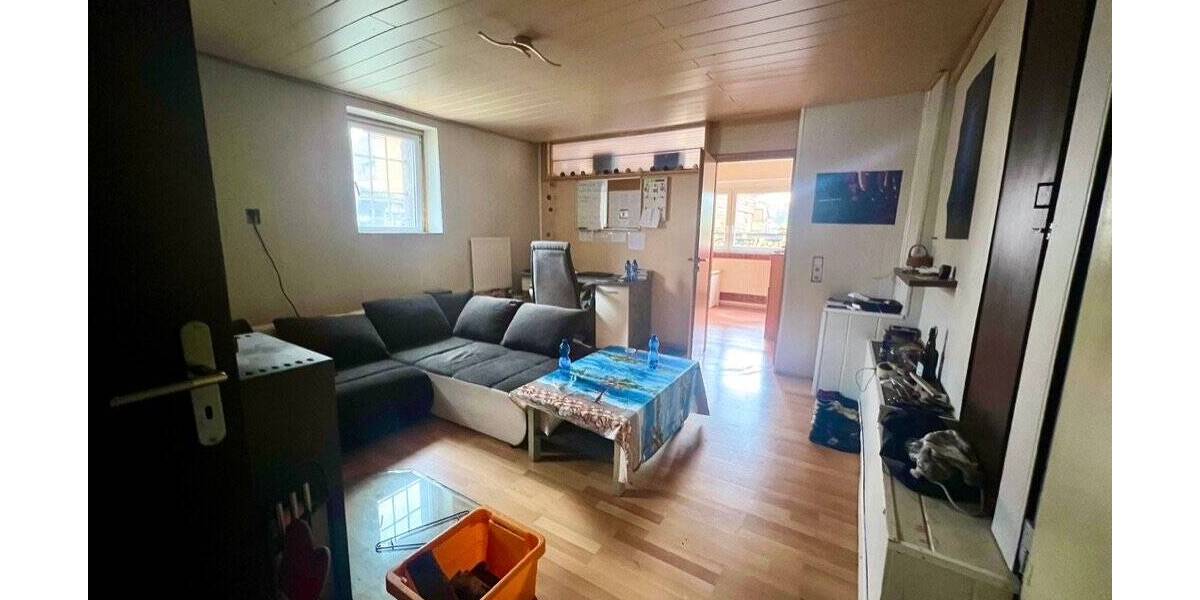 Mehrfamilienhaus, Wohnhaus Kraichtal Landshausen - 7 Zimmer, 280 m&sup2;, 390.000&euro; | Angebot:25745450