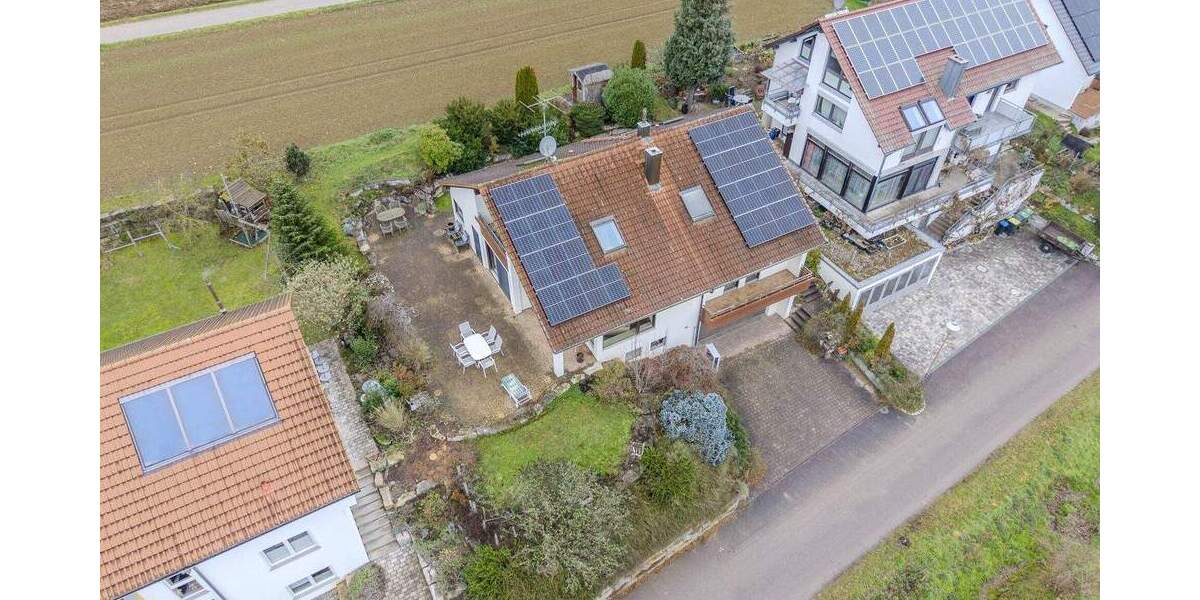 Einfamilienhaus Markgröningen / Schönbühlhof Schönbühlhof - 7 Zimmer, 227 m&sup2;, 749.000&euro; | Angebot:25704161
