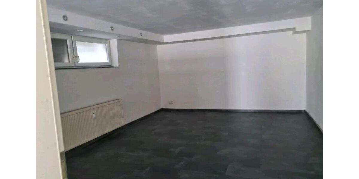 Erdgeschoßwohnung Eppingen - 3 Zimmer, 135 m&sup2;, 220.000&euro; | Angebot:25446661