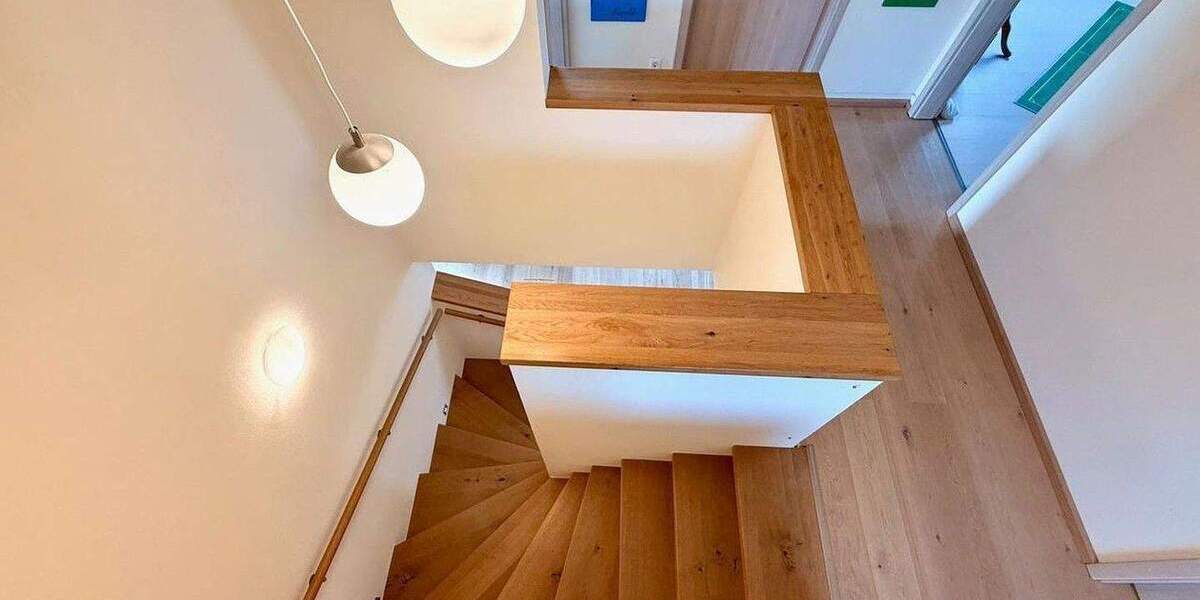 Einfamilienhaus Bad Rappenau Obergimpern - 7 Zimmer, 190 m&sup2;, 820.000&euro; | Angebot:25749952