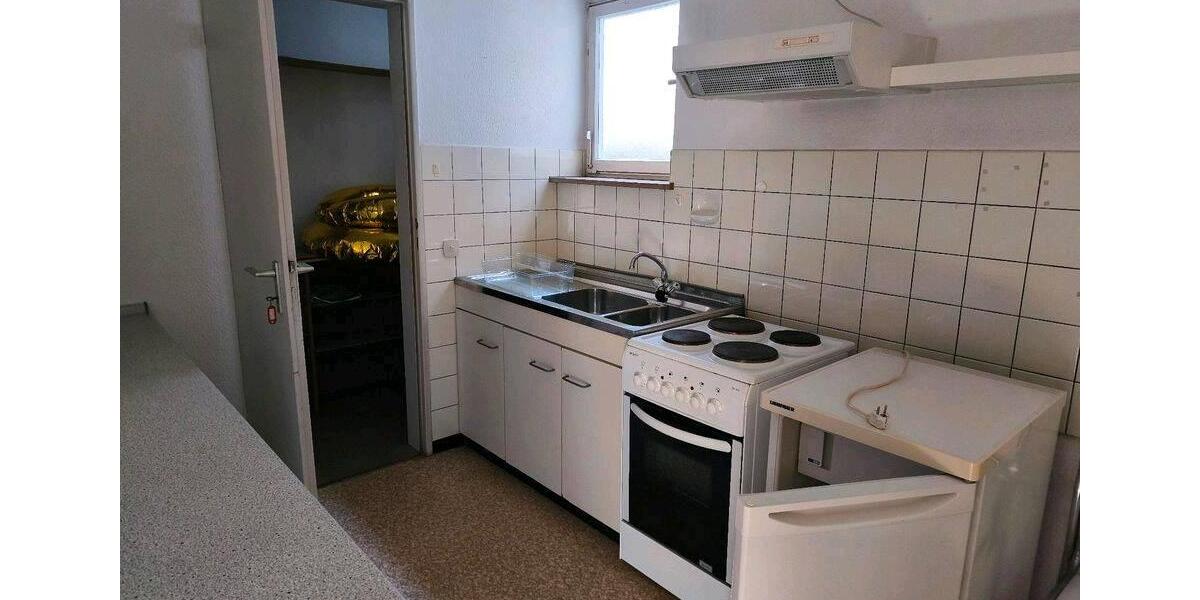 Einfamilienhaus Oedheim - 8 Zimmer, 191 m&sup2;, 450.000&euro; | Angebot:25936209