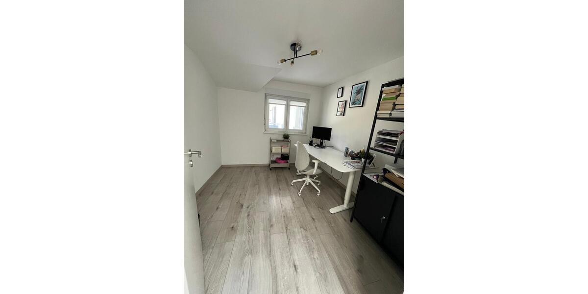 Maisonettenwohnung Eisingen - 3.5 Zimmer, 100 m&sup2;, 1.100&euro; | Angebot:26697096