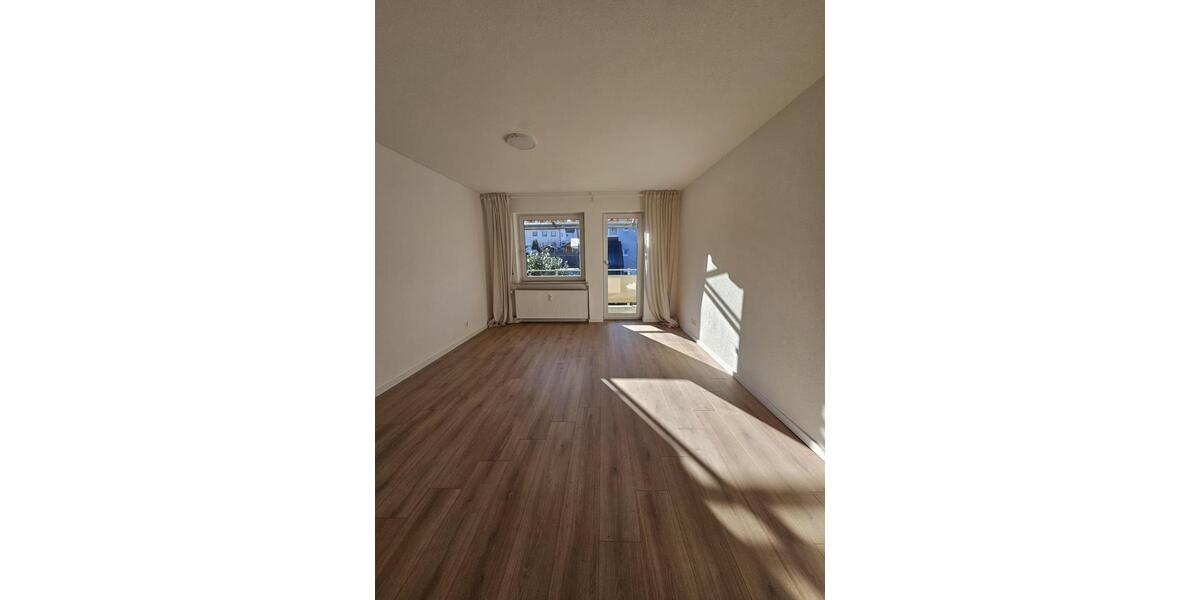 Etagenwohnung Weinsberg - 3 Zimmer, 66 m&sup2;, 975&euro; | Angebot:24240055