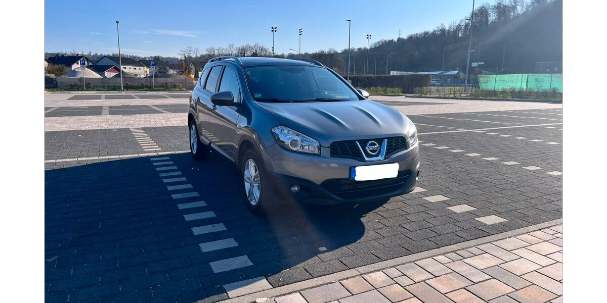 Nissan Qashqai+2 175.000 km 7.500 &euro; Bammental 69245