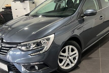 Renault Megane 95.000 km 13.495 &euro; Bretten 75015