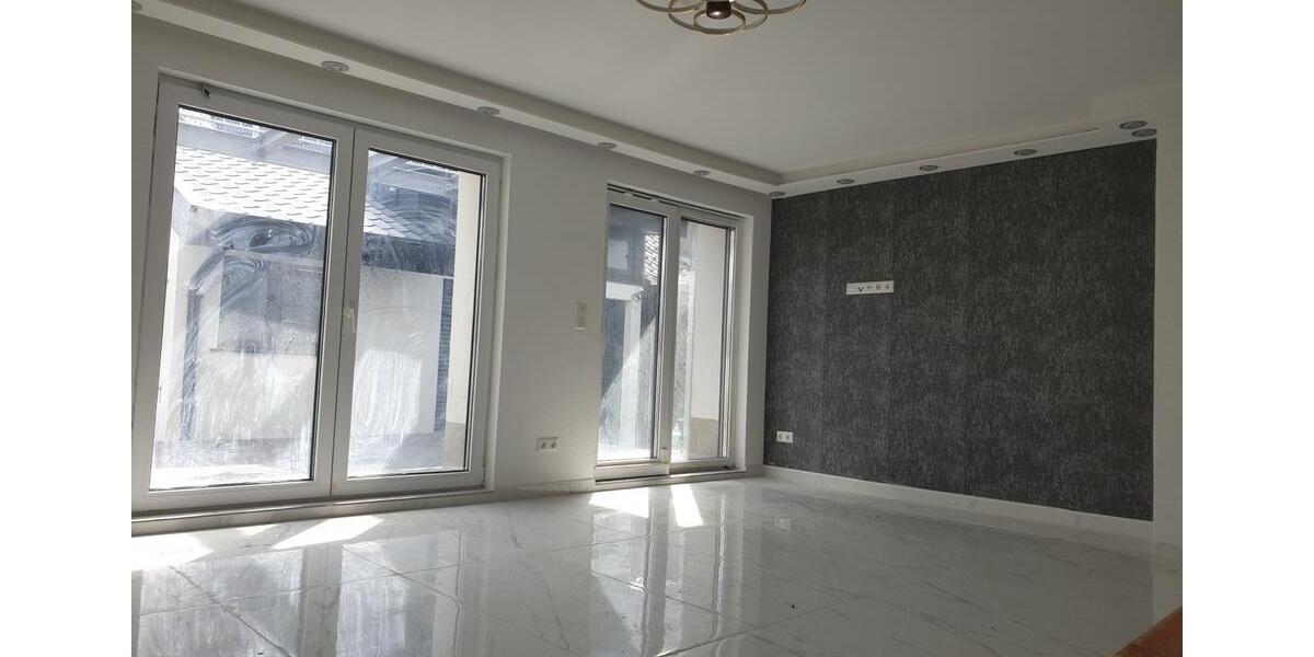 Doppelhaushälfte Markgröningen - 5 Zimmer, 125 m&sup2;, 1.850&euro; | Angebot:20377425