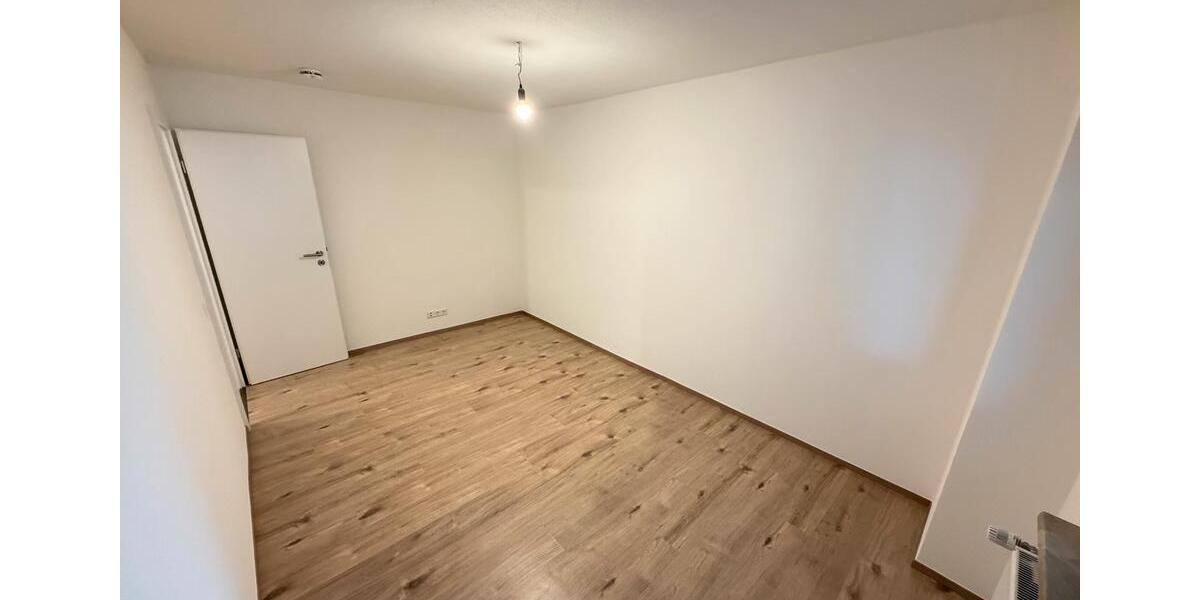 Erdgeschoßwohnung Bruchsal - 2 Zimmer, 62 m&sup2;, 850&euro; | Angebot:25647332