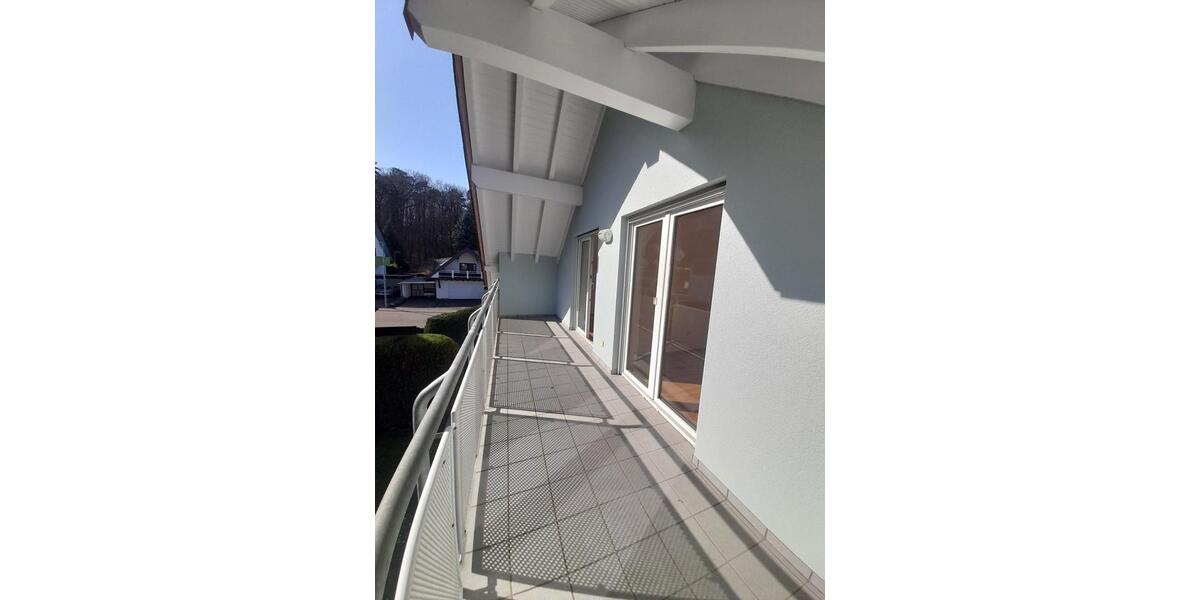 Dachgeschoßwohnung Mühlhausen - 4 Zimmer, 106 m&sup2;, 1.350&euro; | Angebot:25262535