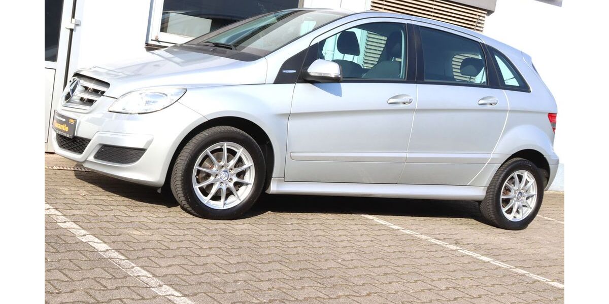 Mercedes-Benz B 180 136.175 km 6.890 &euro; Bietigheim Bissingen 74321
