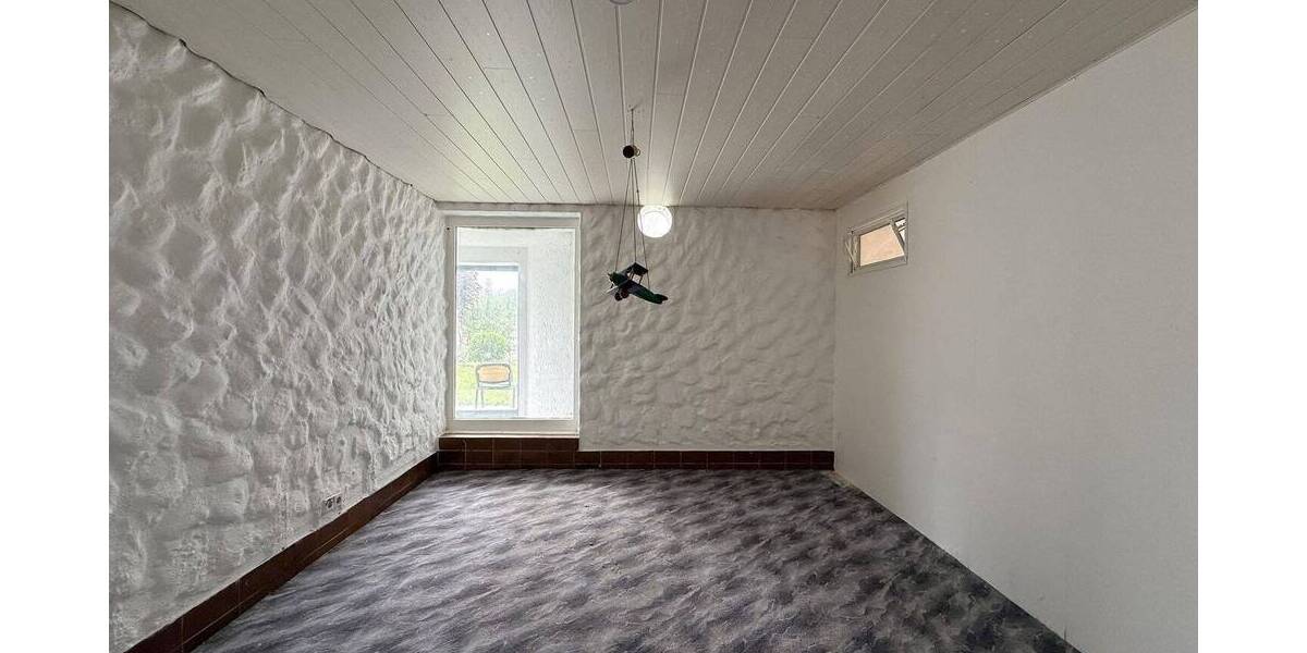 Einfamilienhaus Bretten Büchig - 1 Zimmer, 280 m&sup2;, 599.000&euro; | Angebot:25706289