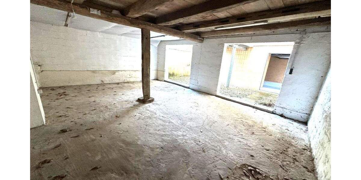 Einfamilienhaus Lobbach / Waldwimmersbach Waldwimmersbach - 9 Zimmer, 200 m&sup2;, 299.000&euro; | Angebot:25693260