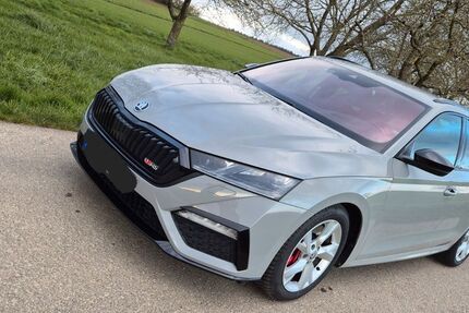 Skoda Octavia 108.000 km 21.850 &euro; Königsbach-Stein 75203