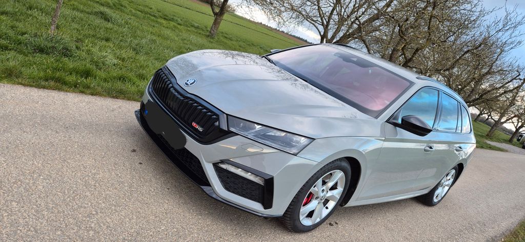 Skoda Octavia 108.000 km 21.850 &euro; Königsbach-Stein 75203