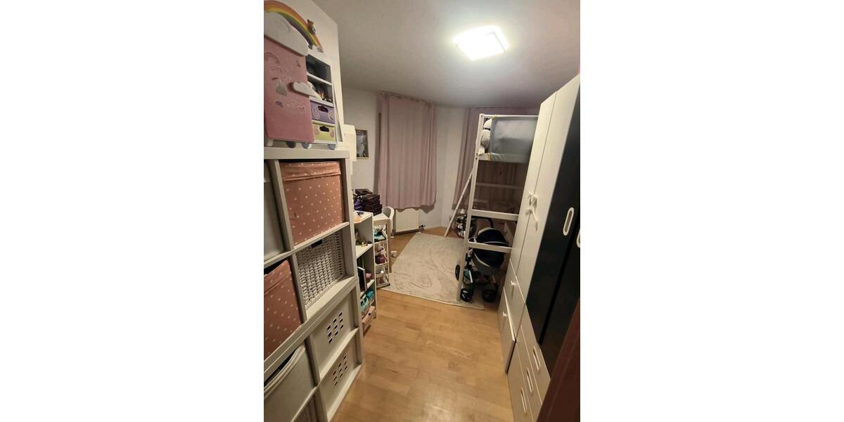 Erdgeschoßwohnung Sachsenheim - 4.5 Zimmer, 88 m&sup2;, 425.000&euro; | Angebot:25561101