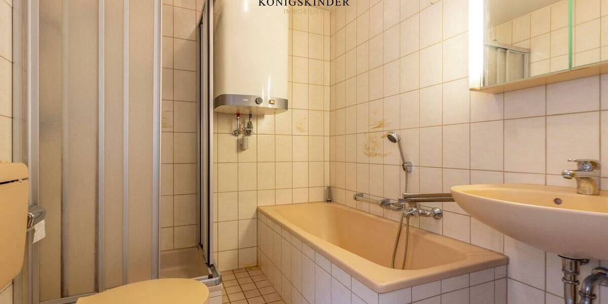 Mehrfamilienhaus, Wohnhaus Hessigheim - 6 Zimmer, 133 m&sup2;, 325.000&euro; | Angebot:25671690