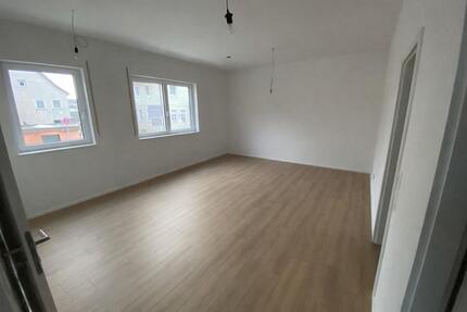 Wohnung Ilsfeld - 2 Zimmer, 60 m&sup2;, 1.020&euro; | Angebot:24840672