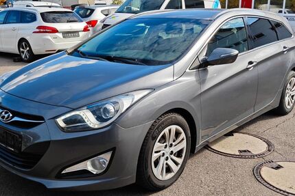 Hyundai i40 179.000 km 3.999 &euro; Mosbach 74821
