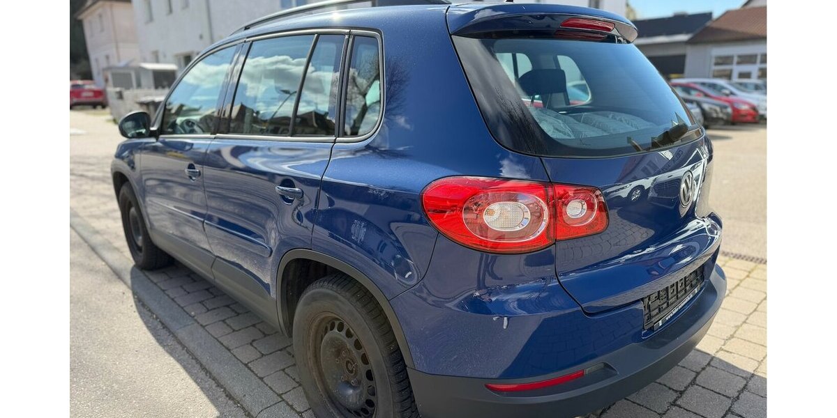 VW Tiguan 2.0 TDI DSG 4Motion 1. Hand AHK 172.000 km 8.990 &euro; Neckarsulm 74172