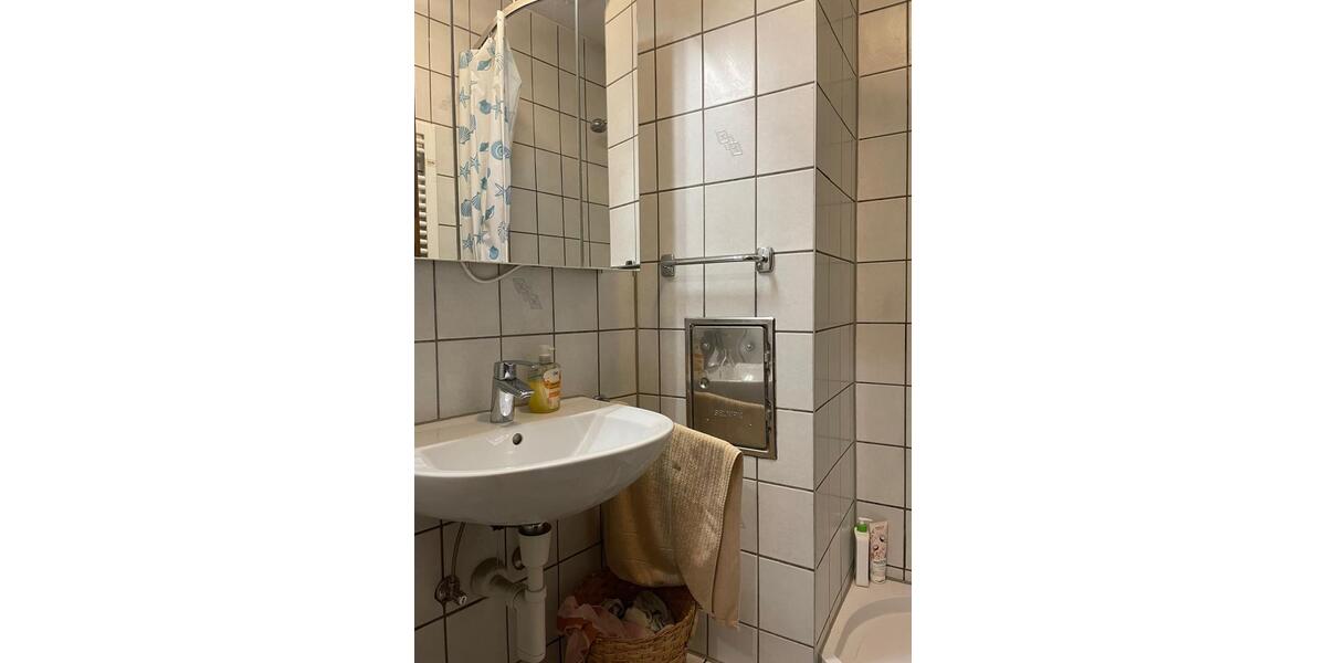 Etagenwohnung Heilbronn Kernstadt - 1 Zimmer, 15 m&sup2;, 420&euro; | Angebot:24146260