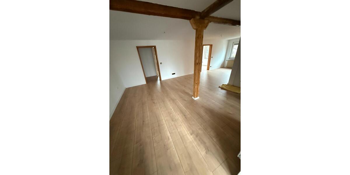 Etagenwohnung Ötisheim - 4 Zimmer, 90 m&sup2;, 1.080&euro; | Angebot:24873254