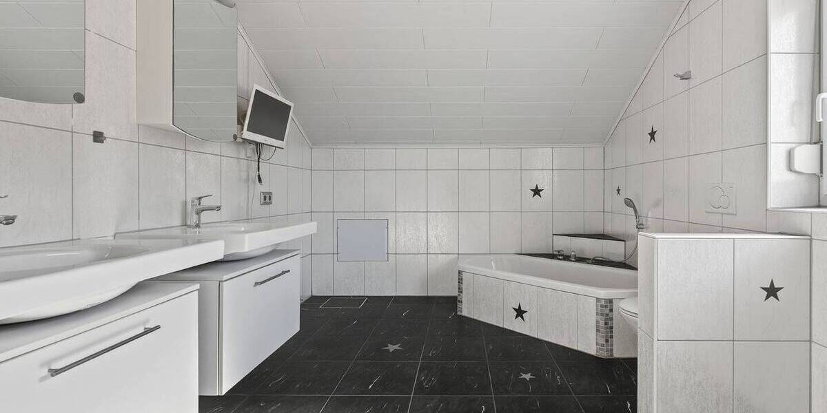 Einfamilienhaus Karlsdorf-Neuthard Neuthard - 6 Zimmer, 171 m&sup2;, 680.000&euro; | Angebot:25680916
