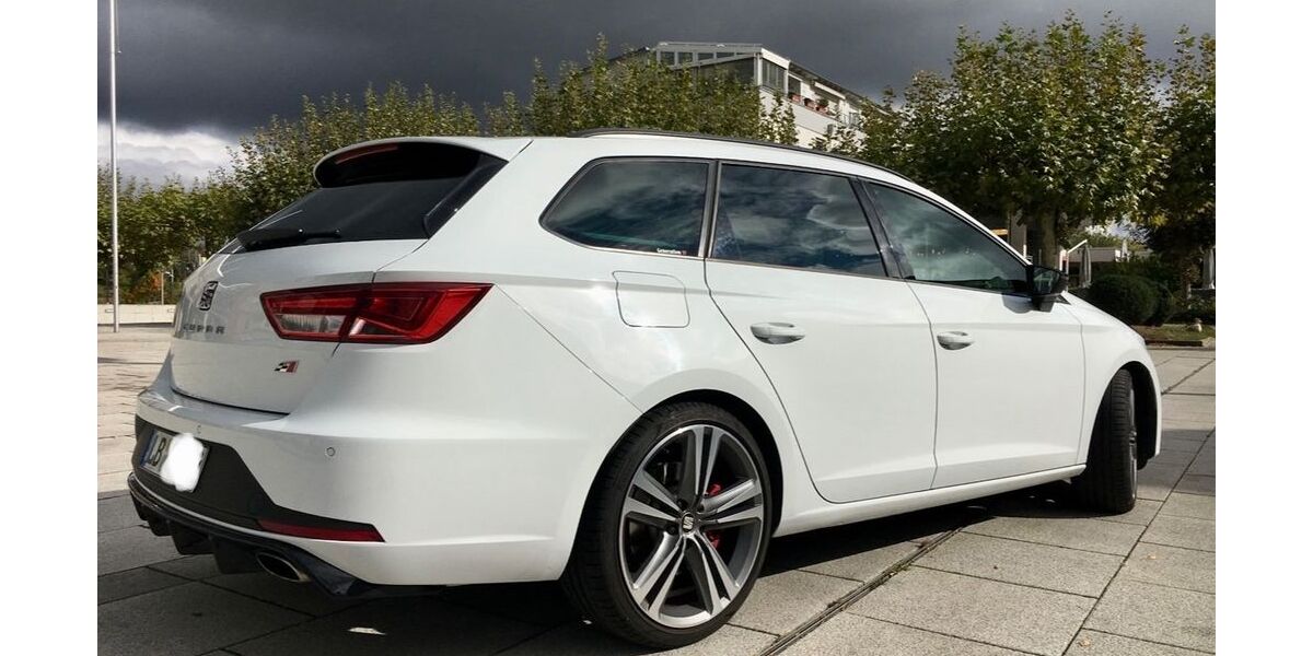 Seat Leon 110.000 km 15.800 &euro; Mundelsheim 74395