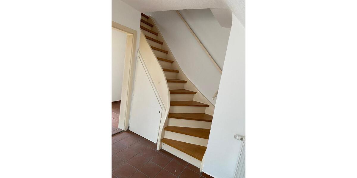 Etagenwohnung Heilbronn Böckingen - 1 Zimmer, 100 m&sup2;, 1.320&euro; | Angebot:24757313