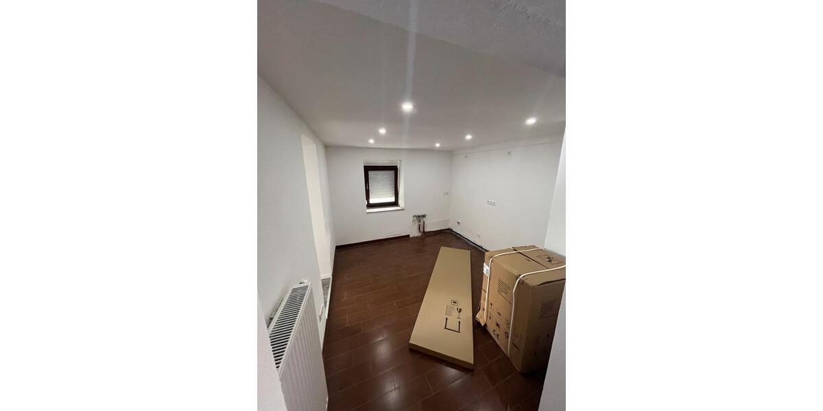 Erdgeschoßwohnung Kirchardt - 2 Zimmer, 65 m&sup2;, 900&euro; | Angebot:25328105