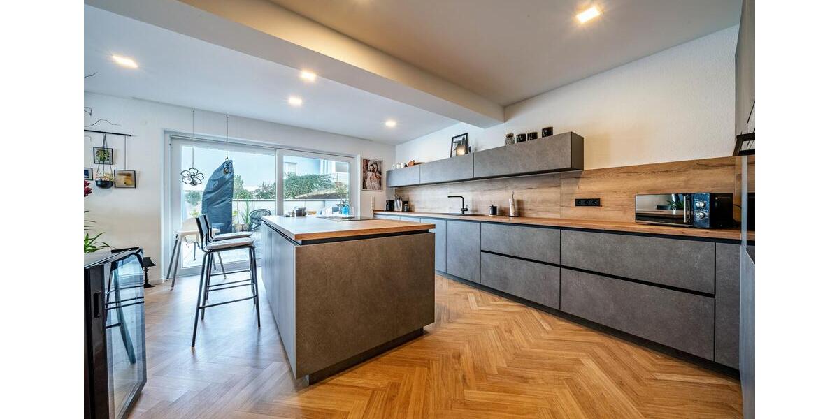 Etagenwohnung Mosbach - 3 Zimmer, 150 m&sup2;, 1.700&euro; | Angebot:25069487