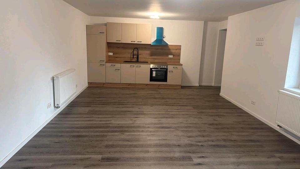Maisonettenwohnung Neckarsulm - 5.5 Zimmer, 170 m&sup2;, 1.800&euro; | Angebot:25056474