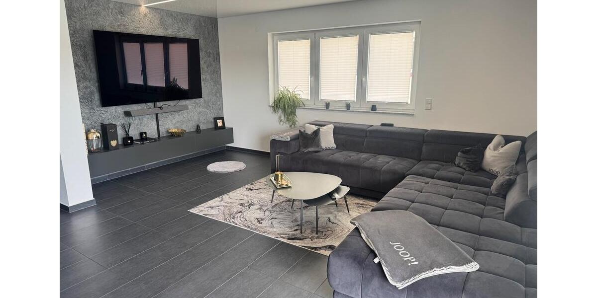 Etagenwohnung Forst - 4 Zimmer, 102 m&sup2;, 619.000&euro; | Angebot:27264415