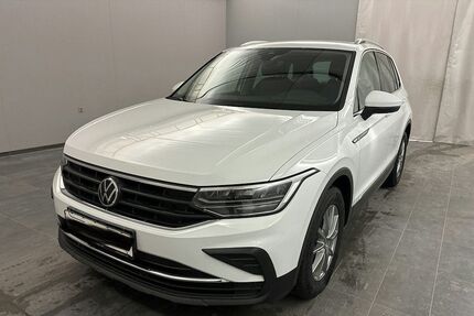 VW Tiguan 174.900 km 17.790 &euro; Bretten 75015