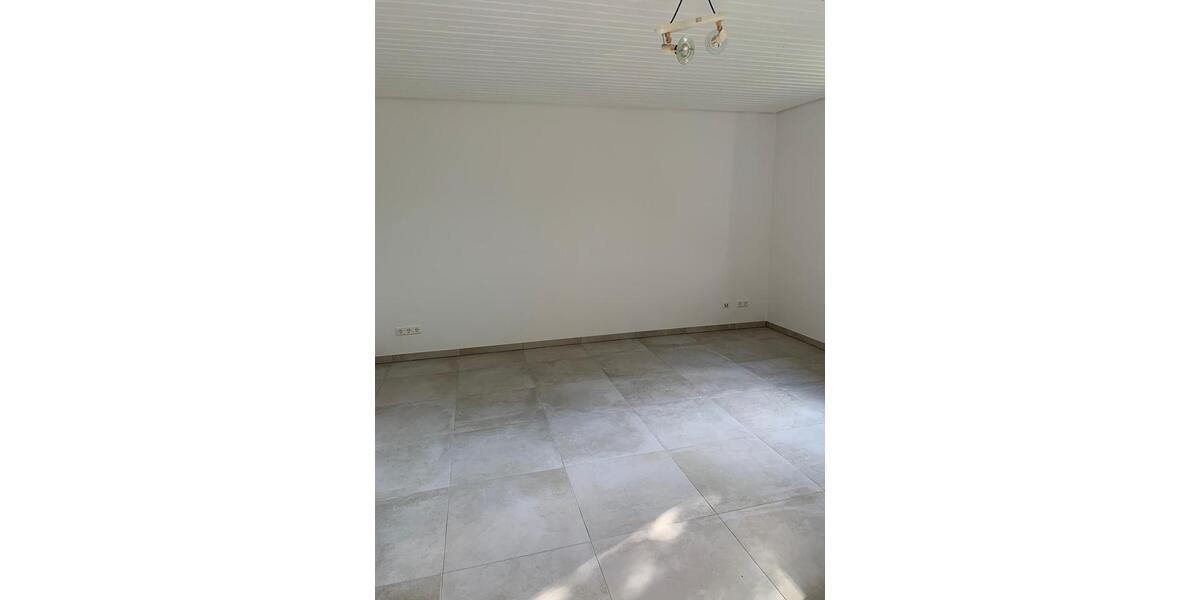 Etagenwohnung Untereisesheim - 2 Zimmer, 53 m&sup2;, 790&euro; | Angebot:25711617