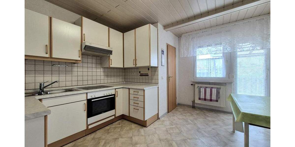 Etagenwohnung Bönnigheim - 2 Zimmer, 78 m&sup2;, 225.000&euro; | Angebot:25749251