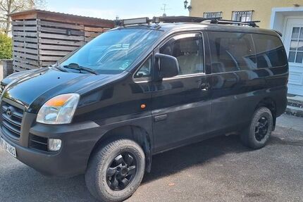Hyundai H-1 Starex 141.000 km 13.900 &euro; Mühlacker 75417