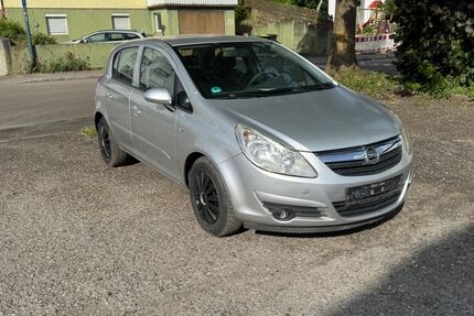 Opel Corsa 174.000 km 2.750 &euro; Mühlacker 75417