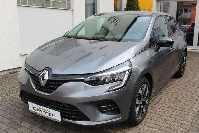 Renault Clio 33.000 km 16.980 &euro; Bretten 75015