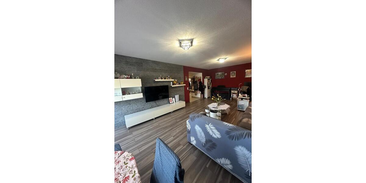 Etagenwohnung Bretten - 3 Zimmer, 97 m&sup2;, 289.000&euro; | Angebot:26381892