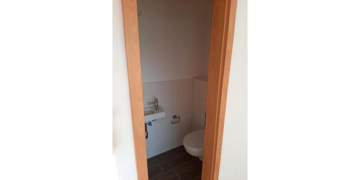 Etagenwohnung Sachsenheim - 4.5 Zimmer, 94 m&sup2;, 1.250&euro; | Angebot:25821678