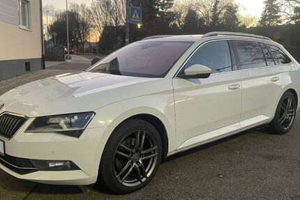Skoda Superb 240.000 km 12.300 &euro; Bruchsal 76646