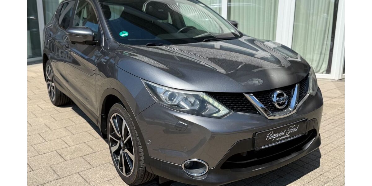 Nissan Qashqai 33.950 km 14.777 &euro; Forst 76694