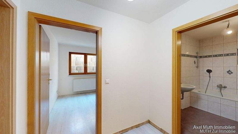 Einfamilienhaus Eppingen Rohrbach - 1 Zimmer, 326 m&sup2;, 499.500&euro; | Angebot:25660542