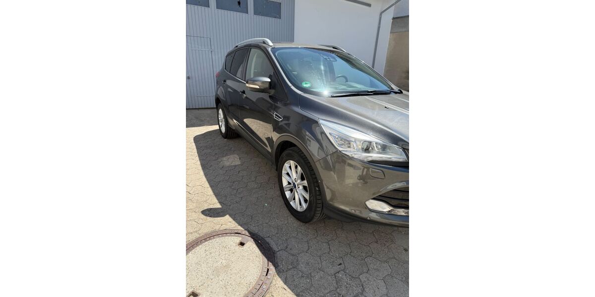 Ford Kuga 113.500 km 12.200 &euro; Gondelsheim 75053