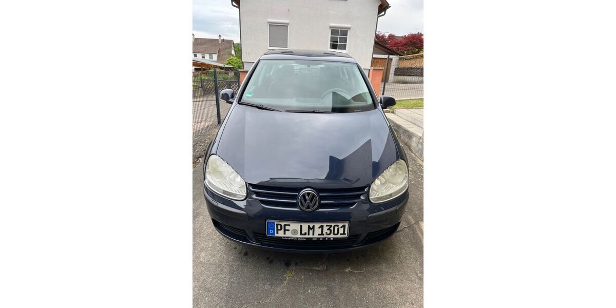 VW Golf 235.400 km 900 &euro; Mühlacker 75417